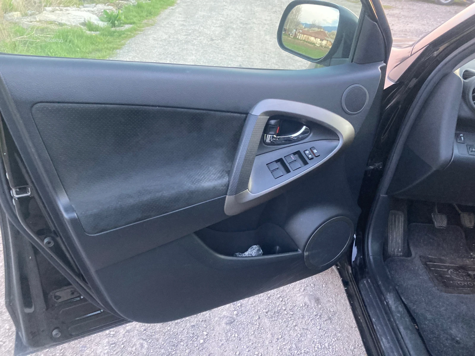 Toyota Rav4 2.2 D4D 4x4 Evro 5 Luxsuri 223000 km | Mobile.bg � ����������� 8