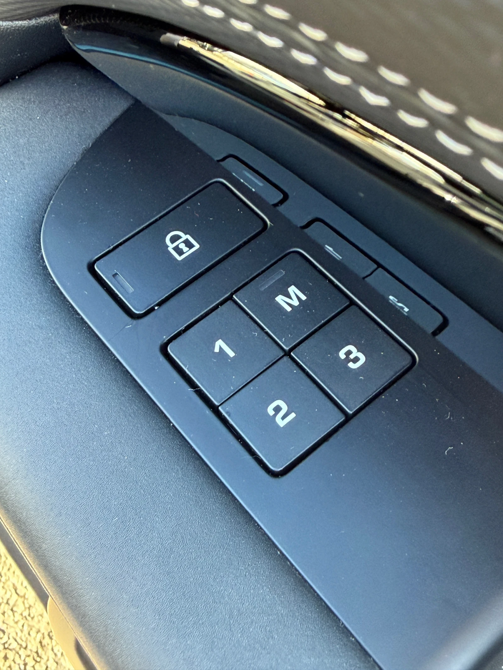 Land Rover Discovery R-Dynamic - S / 355 HP / 5500 RPM / 3000 cm | Mobile.bg � ����������� 15