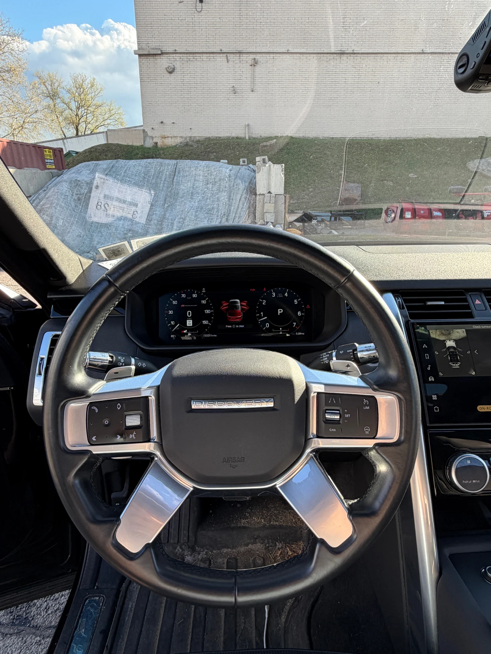 Land Rover Discovery R-Dynamic - S / 355 HP / 5500 RPM / 3000 cm