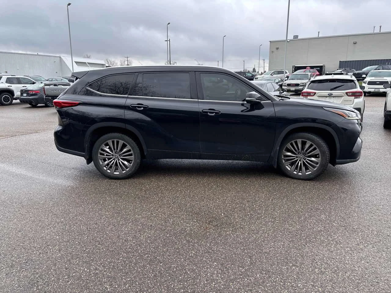 Toyota Highlander * Limited * ��������� * �������� * 360 * �������  | Mobile.bg � ����������� 4