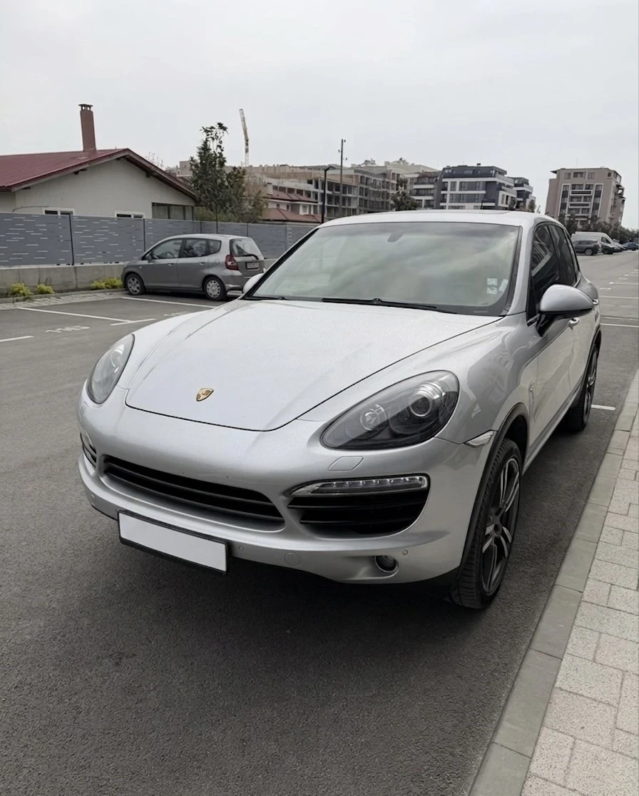 Porsche Cayenne 3.0D, снимка 3 - Автомобили и джипове - 54415389