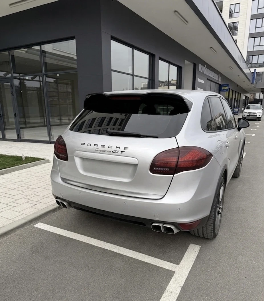 Porsche Cayenne 3.0D, снимка 2 - Автомобили и джипове - 54415389