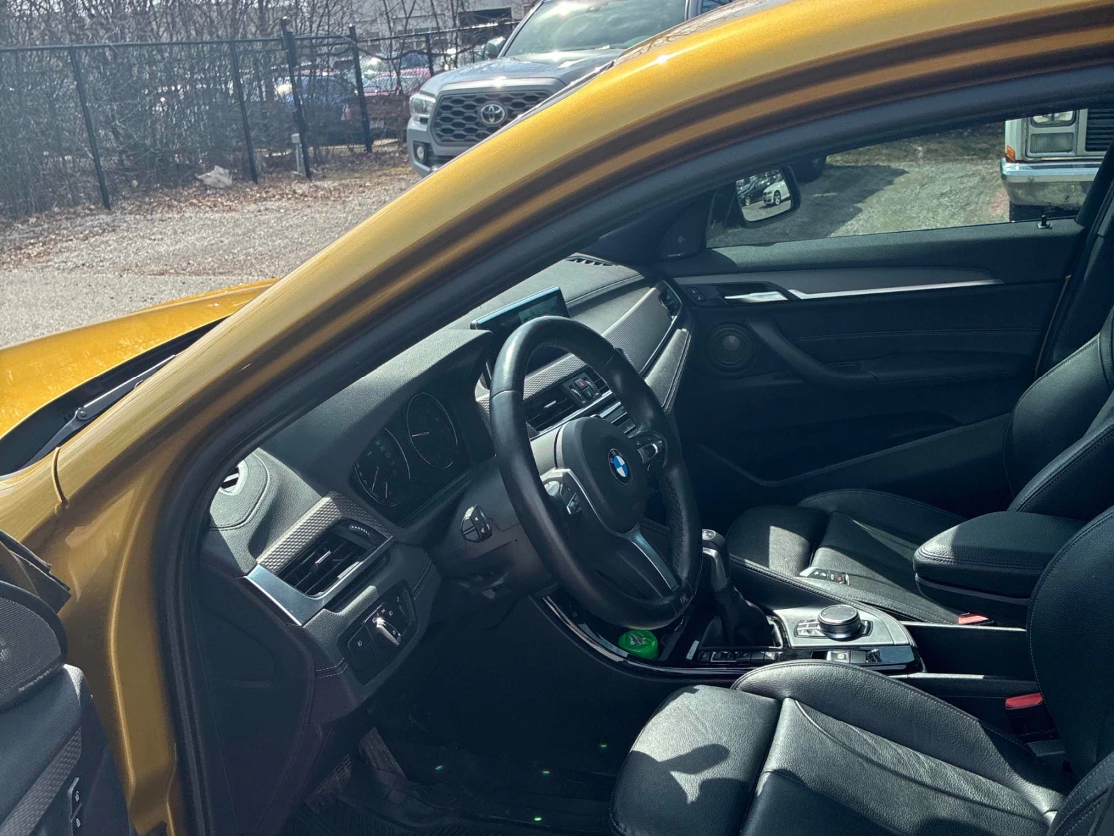 BMW X2 CARFAX * АВТОКРЕДИТ * ПРОГНОЗНА ЦЕНА ДО БГ, снимка 6 - Автомобили и джипове - 54487795