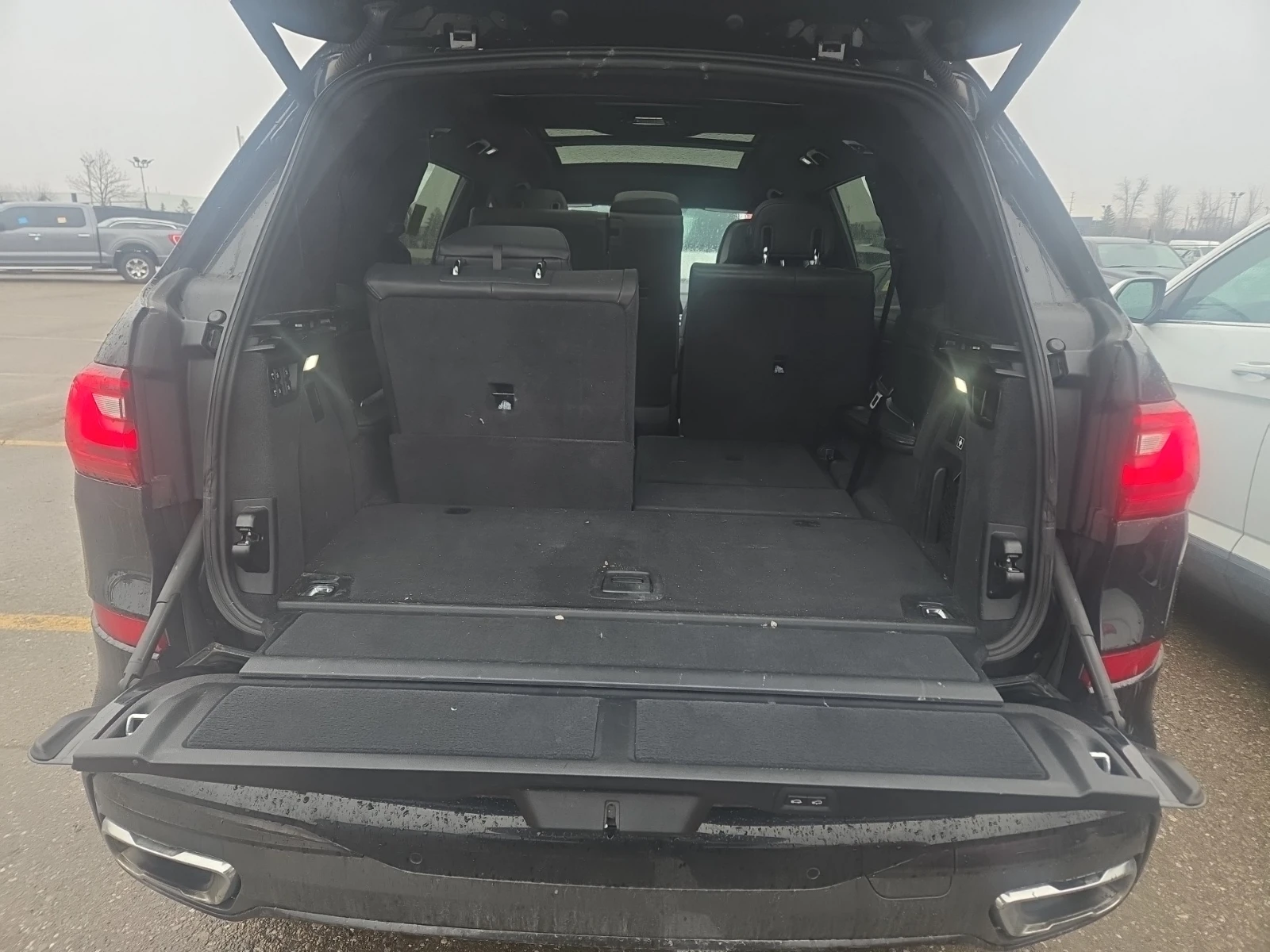 BMW X7, снимка 11 - Автомобили и джипове - 54683052