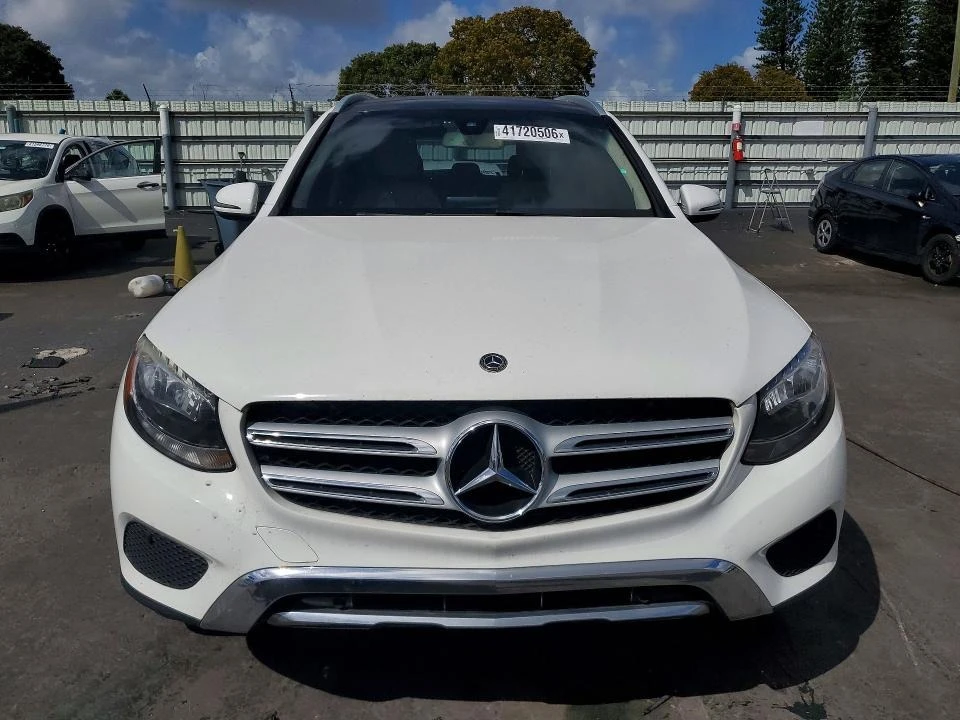 Mercedes-Benz GLC 300, снимка 5 - Автомобили и джипове - 54772384