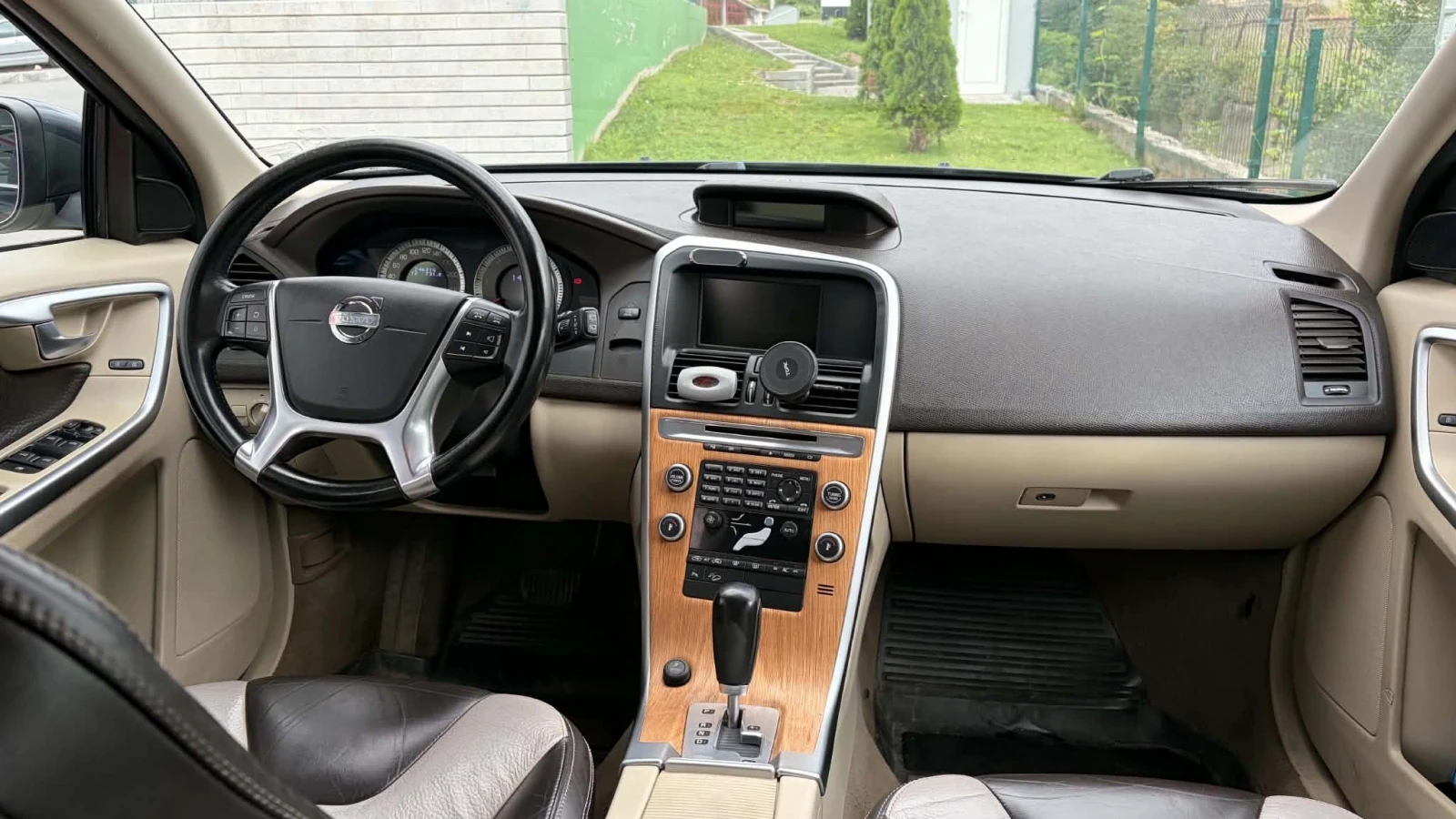 Volvo XC60 AWD D5 | Mobile.bg � ����������� 8