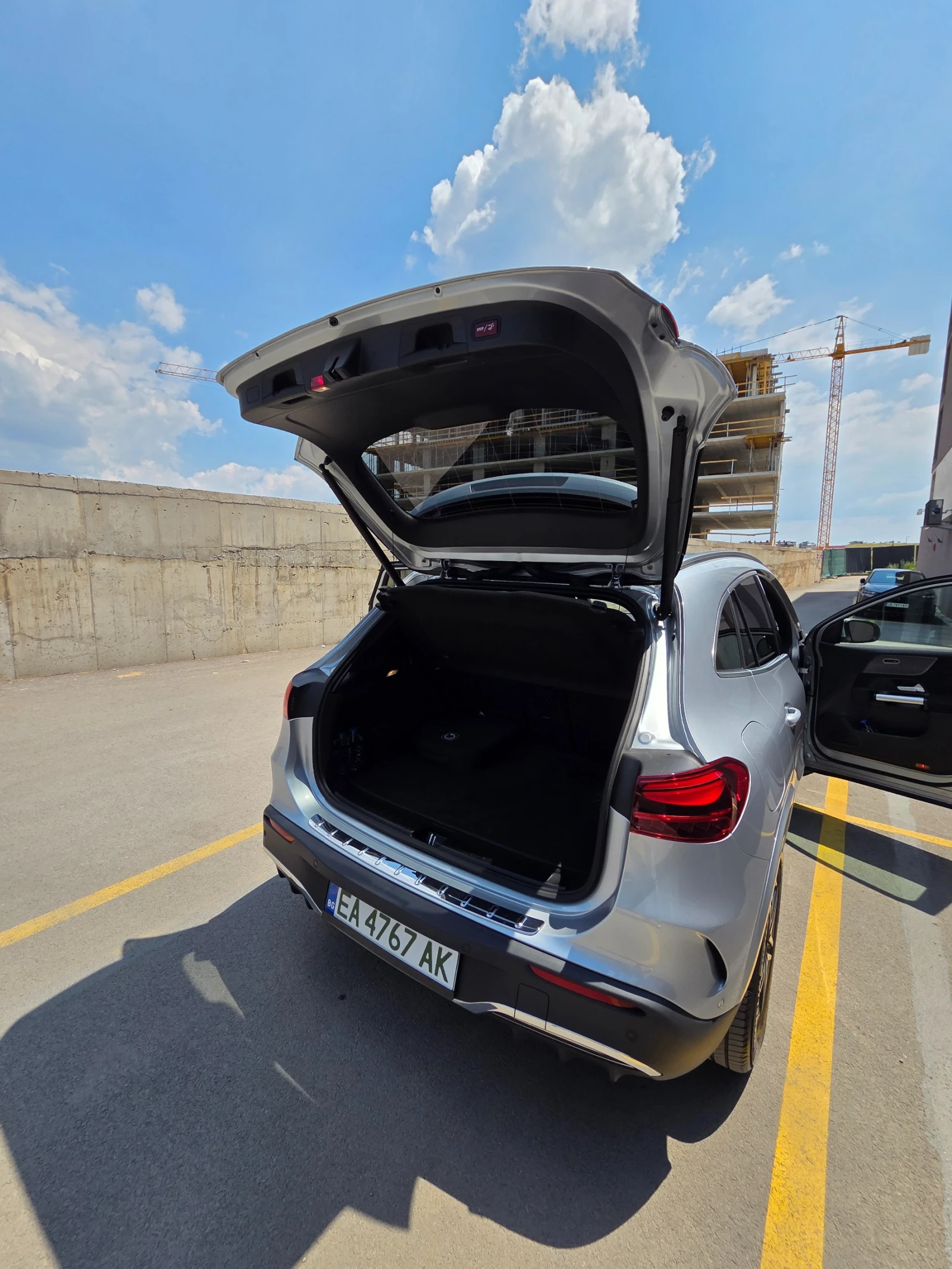 Mercedes-Benz EQA EQA 350 4MATIC AMG Line Advanced | FACELIFT  , снимка 5 - Автомобили и джипове - 55900657