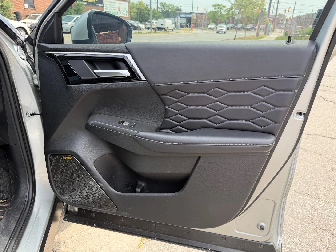 Mitsubishi Outlander * GT * CARFAX * ОПЦИЯ ЗА ФИНАНСИРАНЕ , снимка 13 - Автомобили и джипове - 55940105