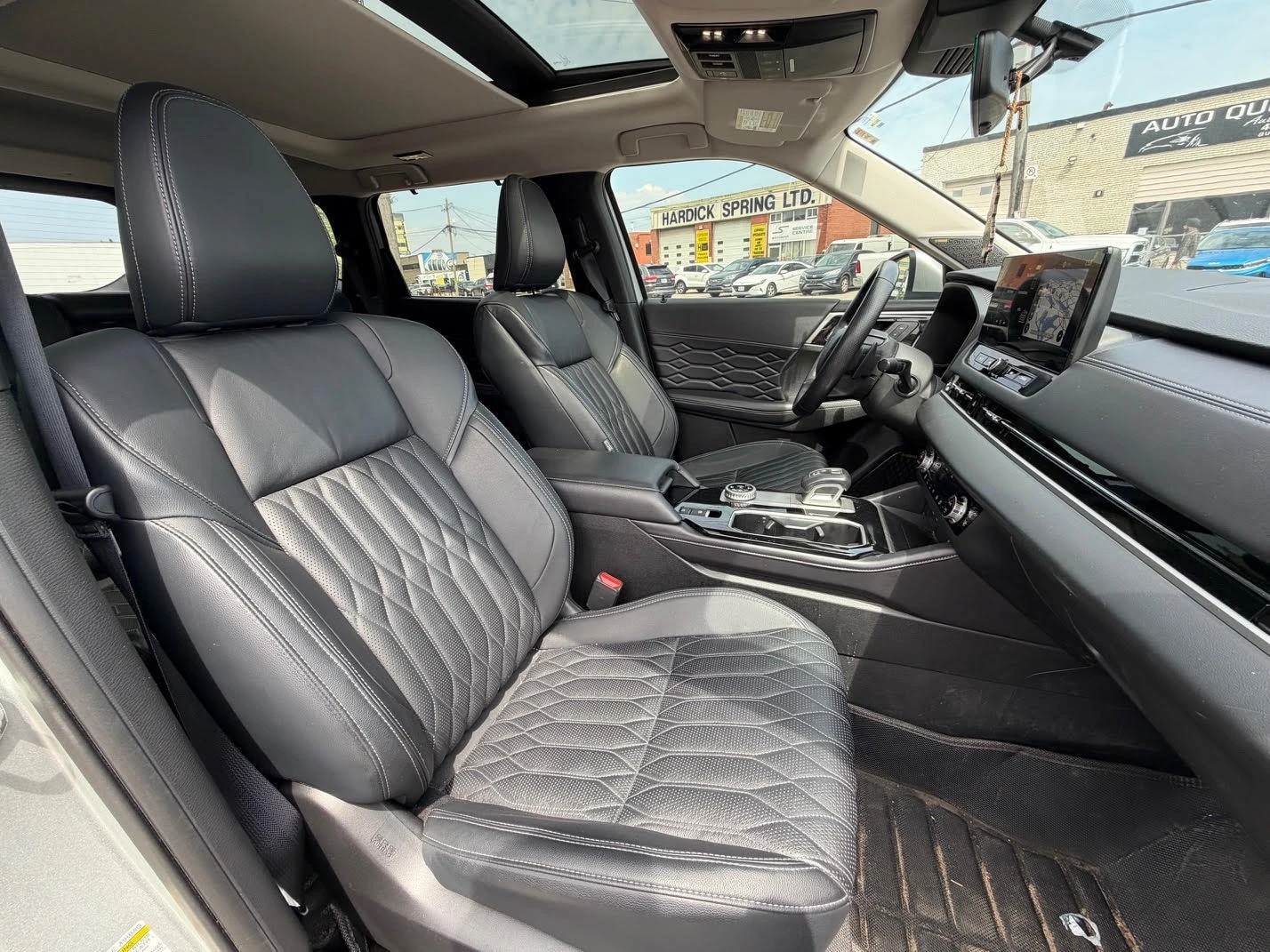 Mitsubishi Outlander * GT * CARFAX * ОПЦИЯ ЗА ФИНАНСИРАНЕ , снимка 14 - Автомобили и джипове - 55940105