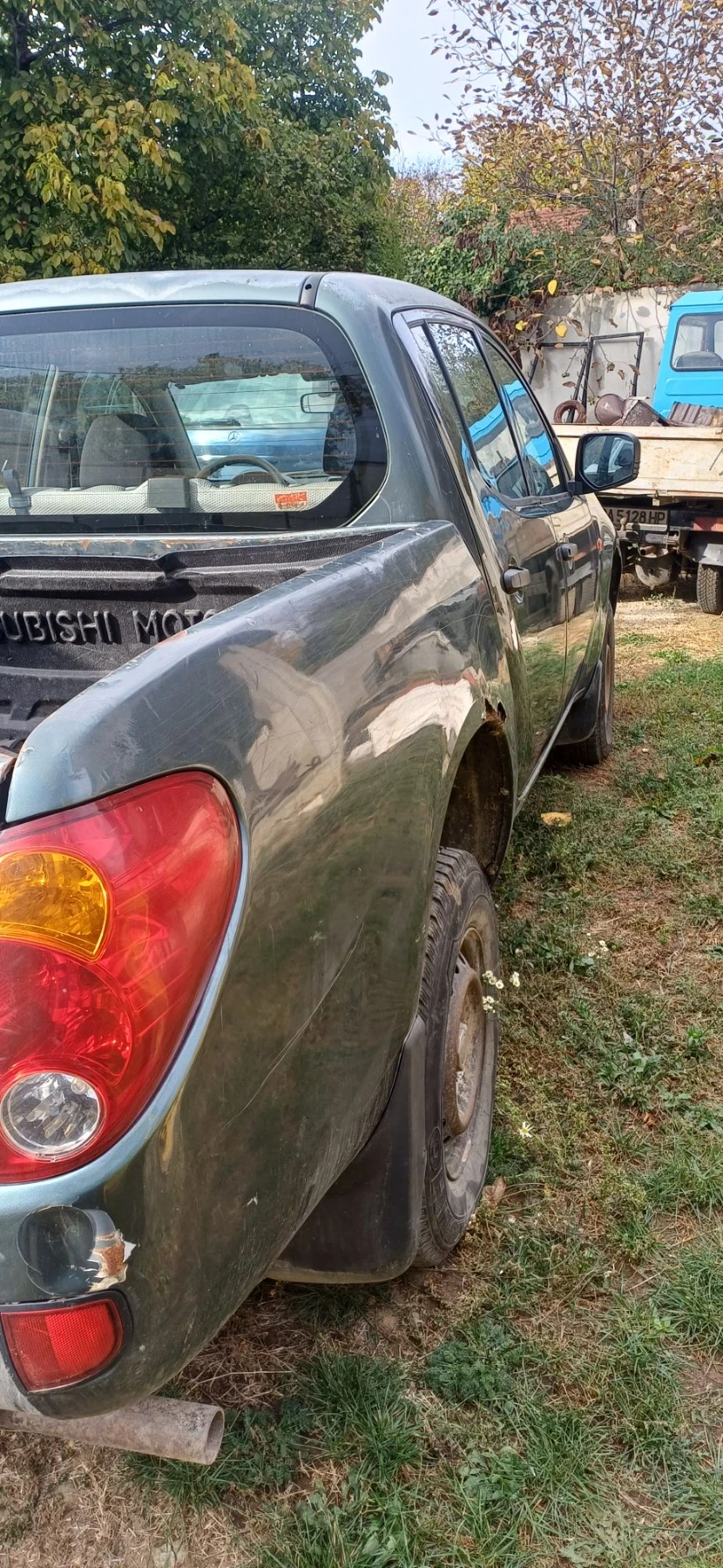 Mitsubishi L200, снимка 10 - Автомобили и джипове - 56506632