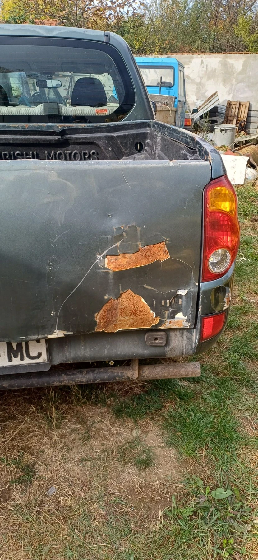 Mitsubishi L200, снимка 4 - Автомобили и джипове - 56506632