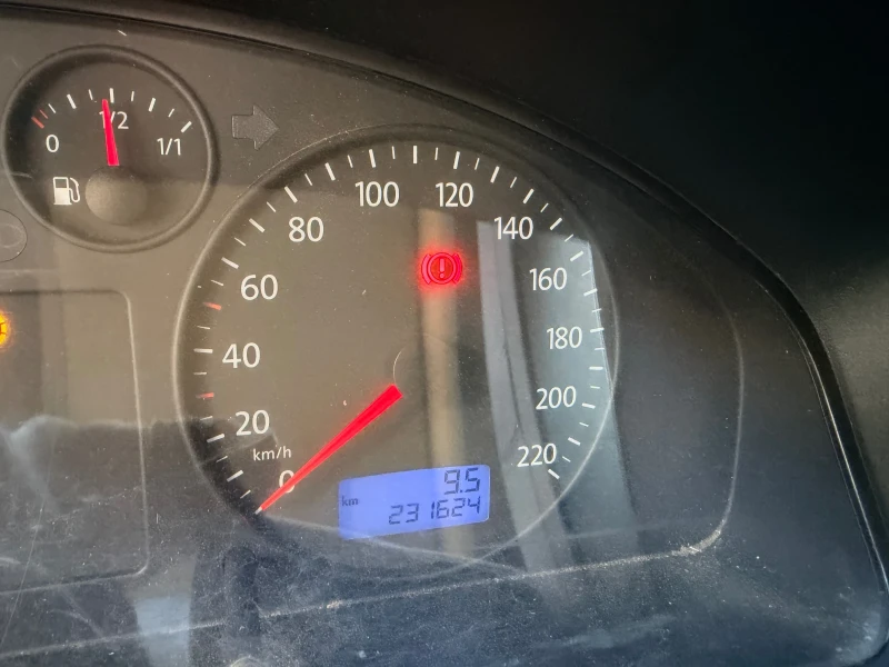 VW T5, снимка 16 - Бусове и автобуси - 52869269