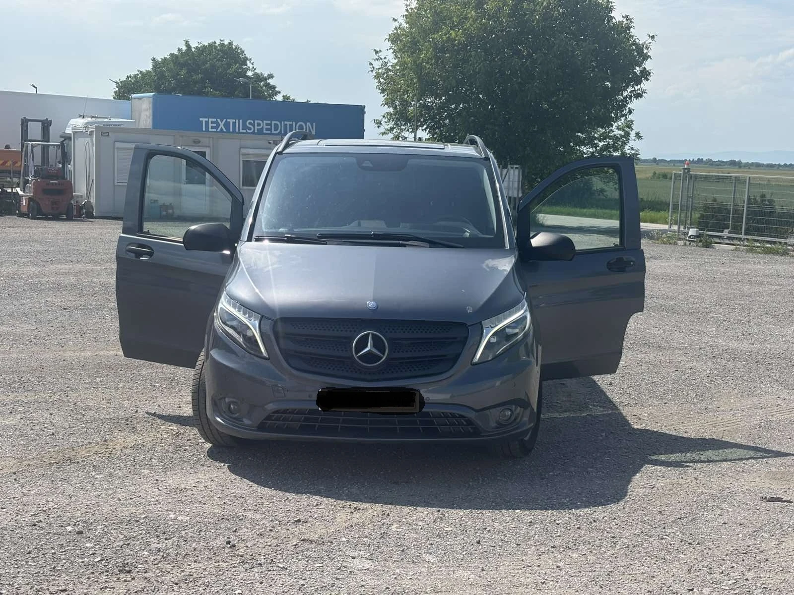Mercedes-Benz Vito НОВ ВНОС - Регистриран 163к.с