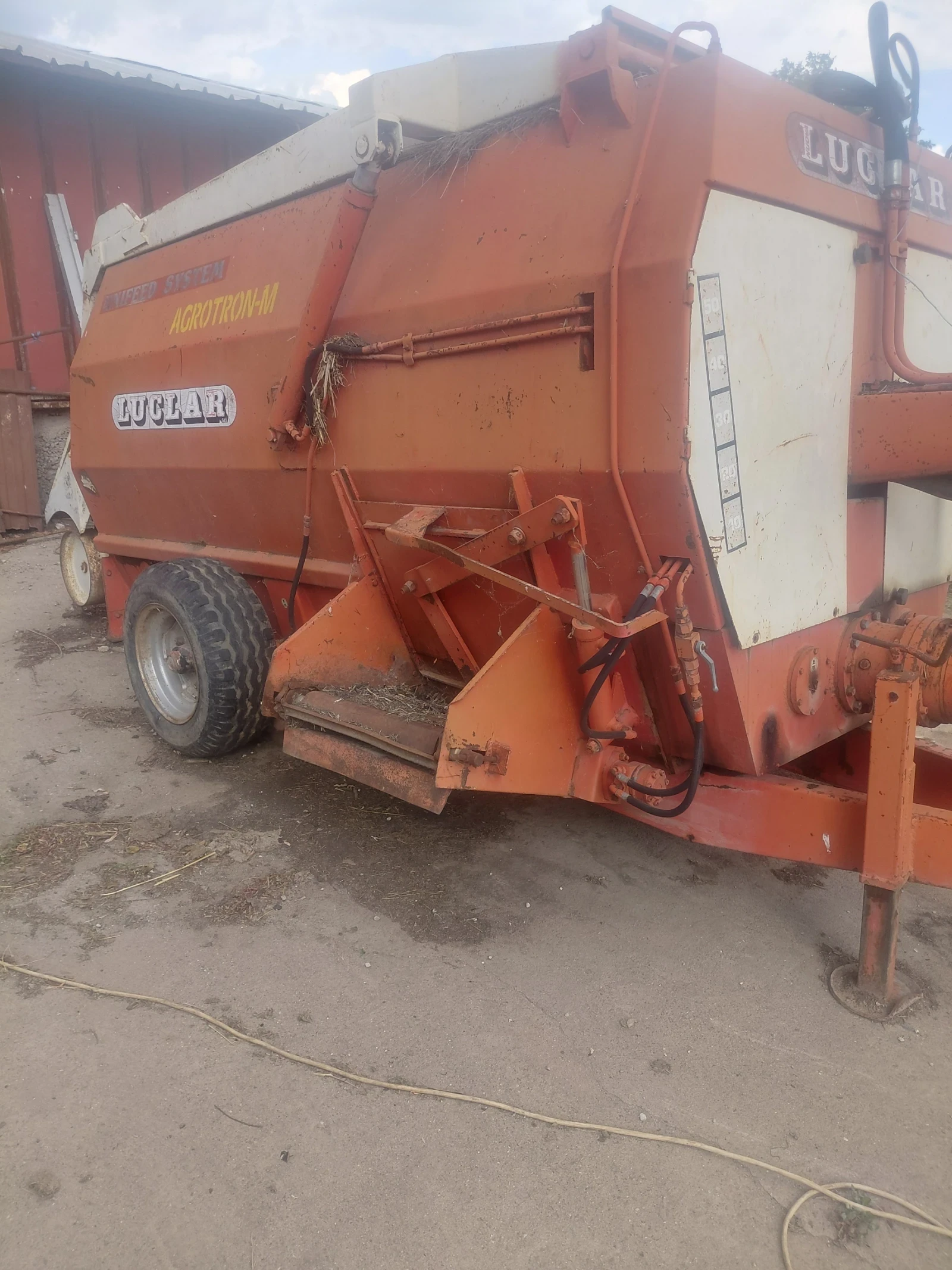 Трактор Zetor 8011, снимка 5 - Селскостопанска техника - 56105823