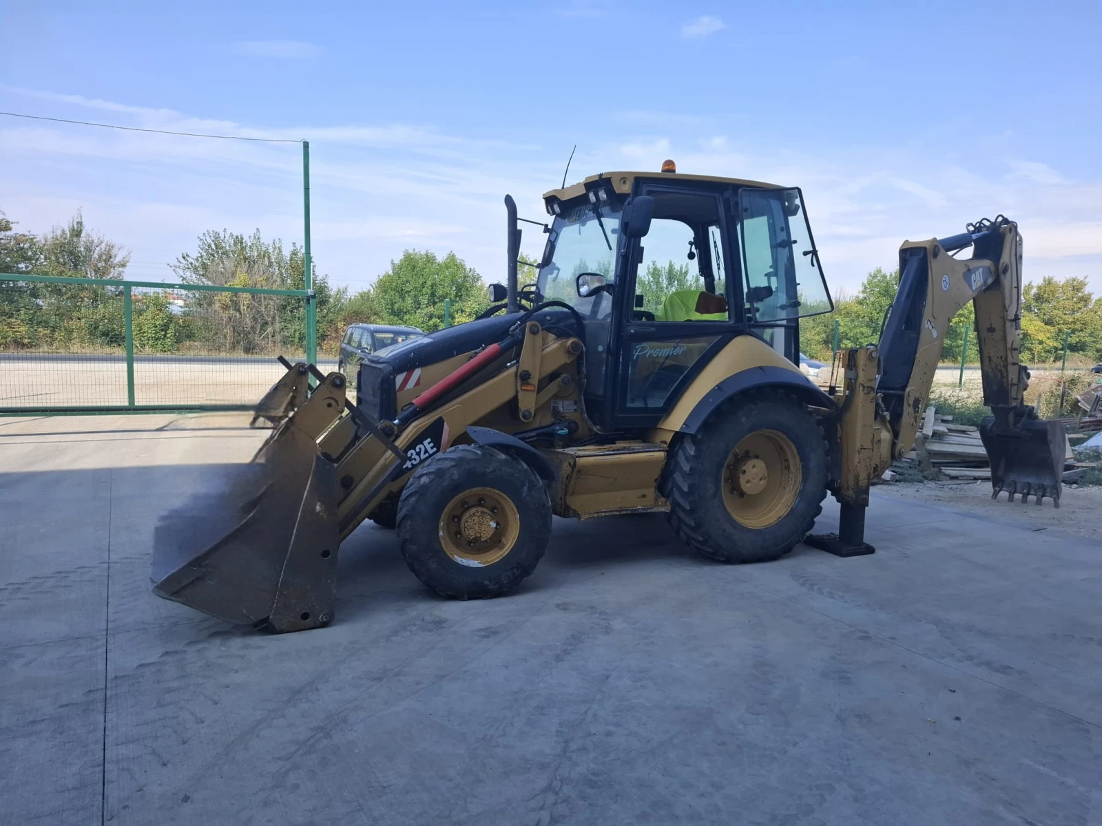 Багер Cat 432E, снимка 3 - Индустриална техника - 56160427