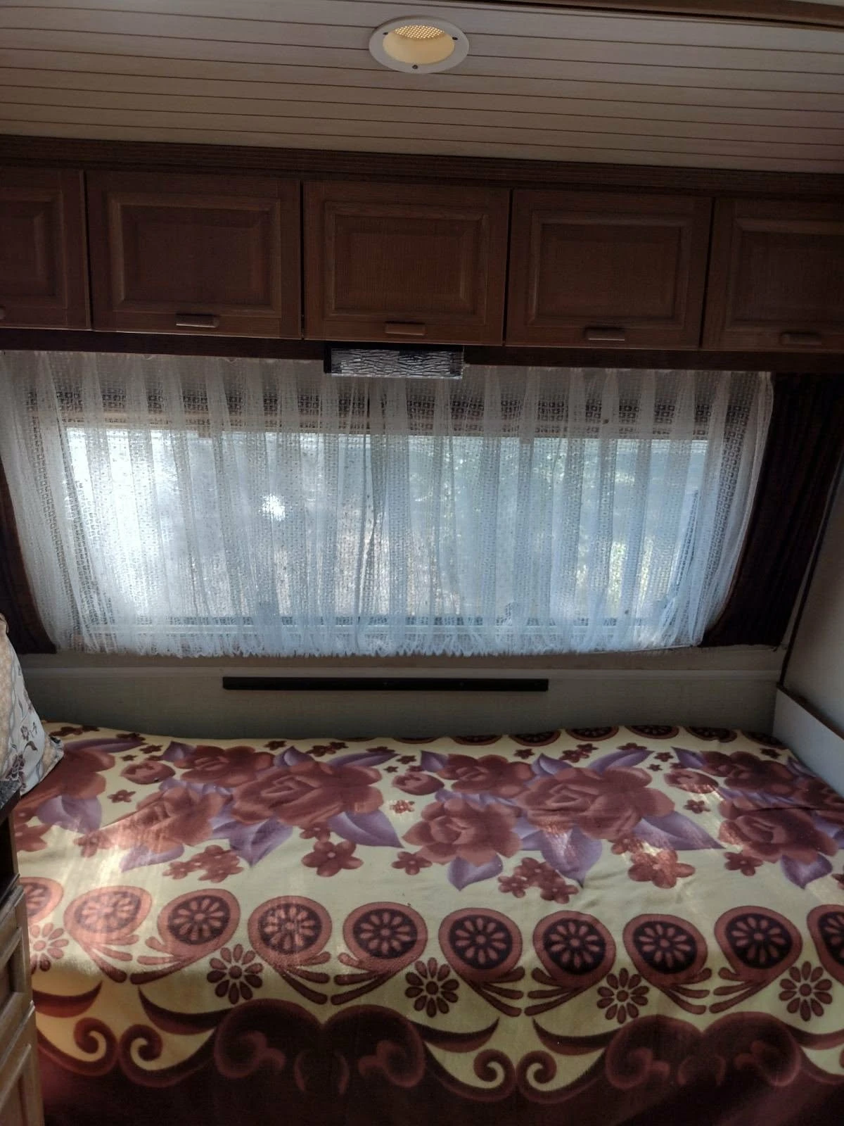 Каравана Hobby 360, снимка 5 - Каравани и кемпери - 54149799