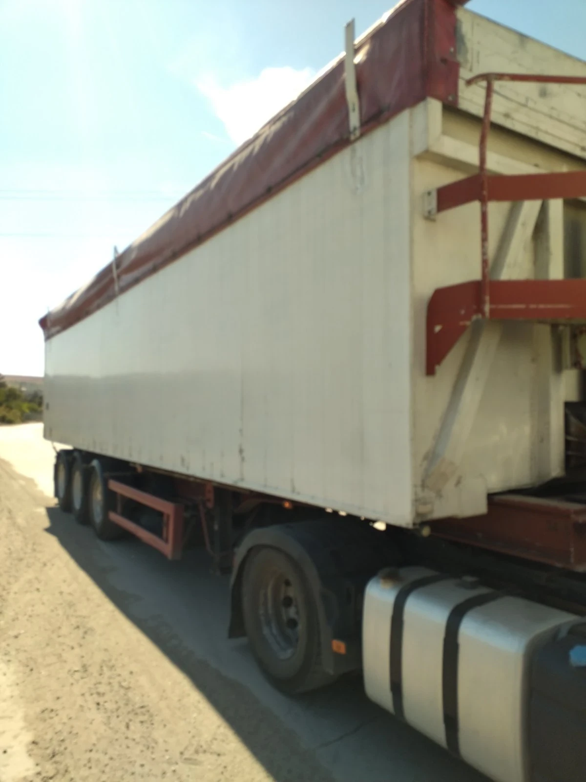 Полуремарке Benalu, снимка 5 - Ремаркета - 56129172