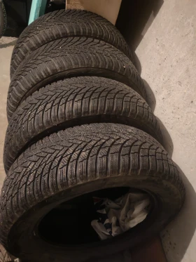 Гуми Зимни 235/60R18, снимка 9