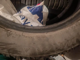Гуми Зимни 235/60R18, снимка 6