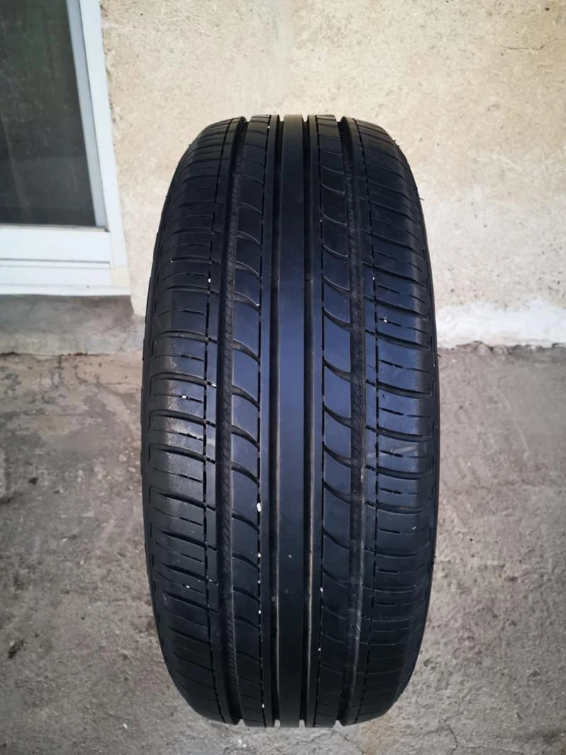 Гуми Летни 205/55R16, снимка 1 - Гуми и джанти - 15389947