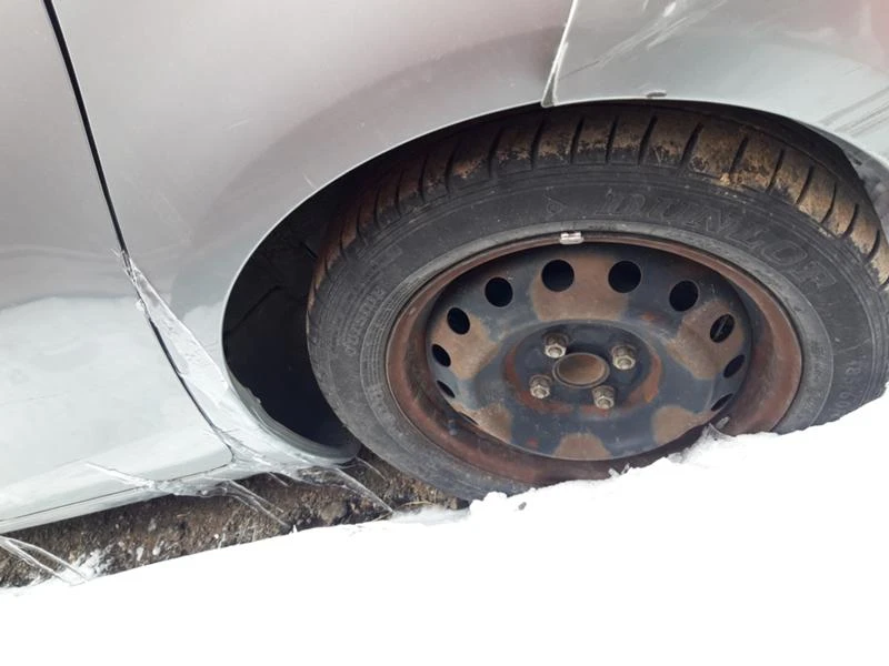 ���� � ������ 70/55R15 �� Toyota Yaris | Mobile.bg � ����������� 1
