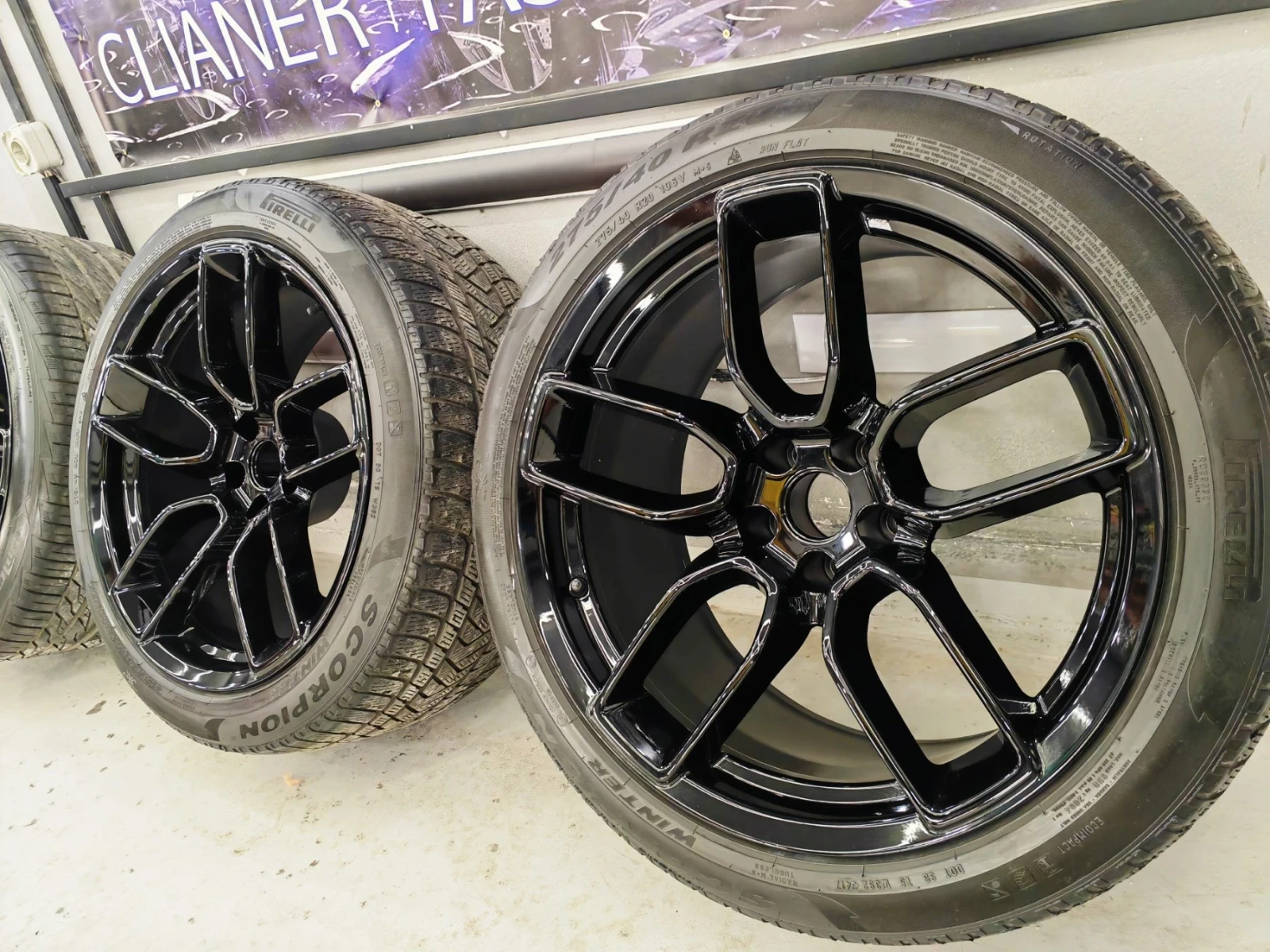    275/40R20  Dodge Challenger | Mobile.bg   3