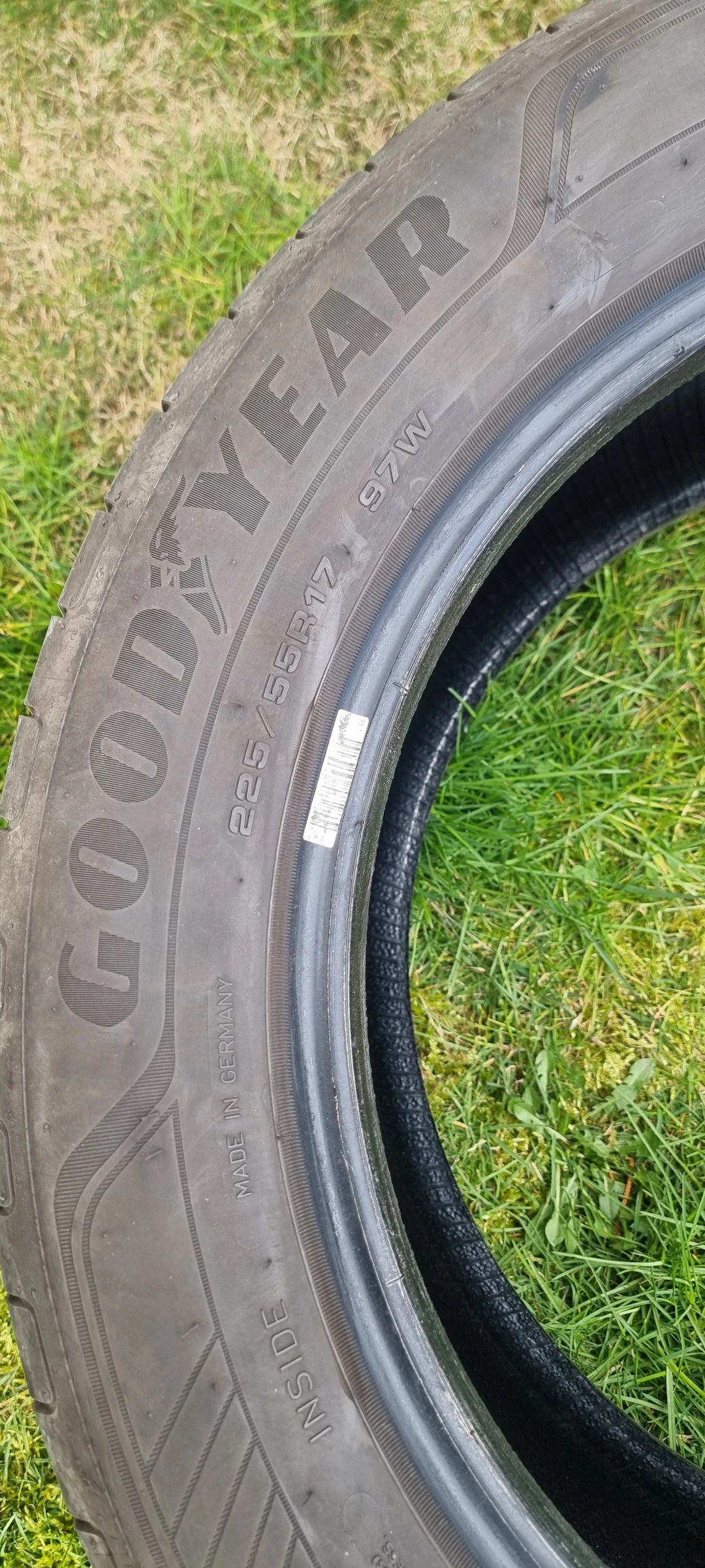 Гуми Летни 225/55R17, снимка 8 - Гуми и джанти - 53931132