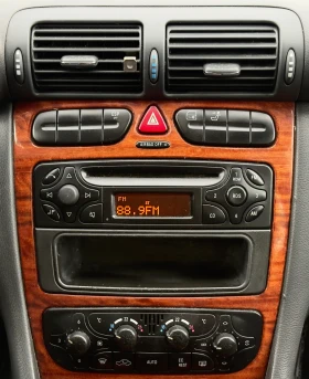 Mercedes-Benz C 200 CDi , снимка 11