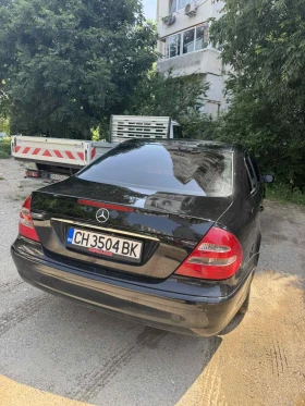 Mercedes-Benz E 220, снимка 3