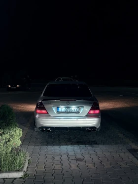 Mercedes-Benz E 320, снимка 3