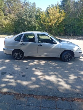Seat Cordoba 1.9TDI 90hp, снимка 3