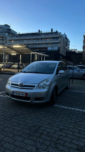 Toyota Corolla verso, снимка 2