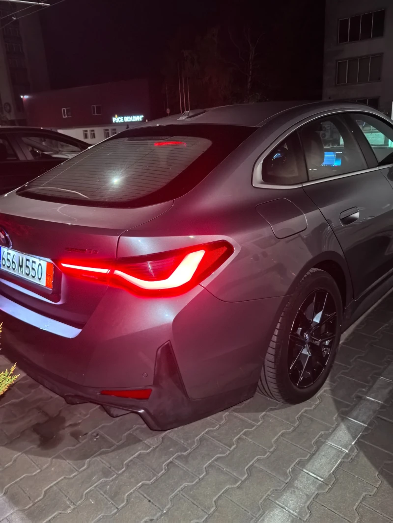 BMW i4 35, снимка 8 - Автомобили и джипове - 47750071