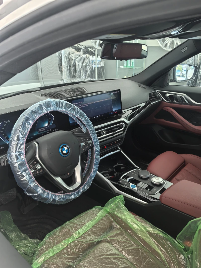 BMW i4 35, снимка 16 - Автомобили и джипове - 47750071