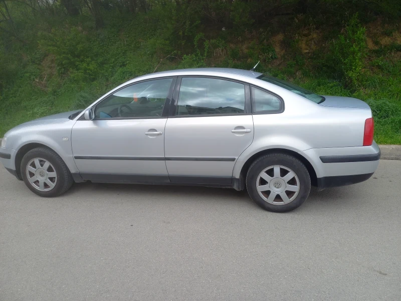 VW Passat В5, снимка 8 - Автомобили и джипове - 52643341