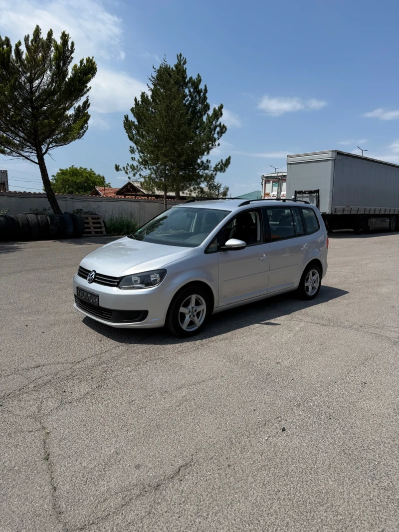 VW Touran 1.6 TDI, снимка 4 - Автомобили и джипове - 52093552