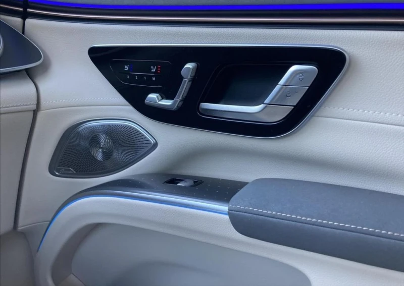 Mercedes-Benz EQS 500 4Matic AMG Line, снимка 9 - Автомобили и джипове - 52414830