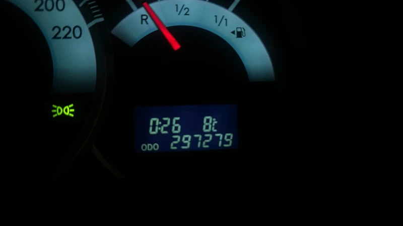 Toyota Corolla verso, снимка 16 - Автомобили и джипове - 52617533