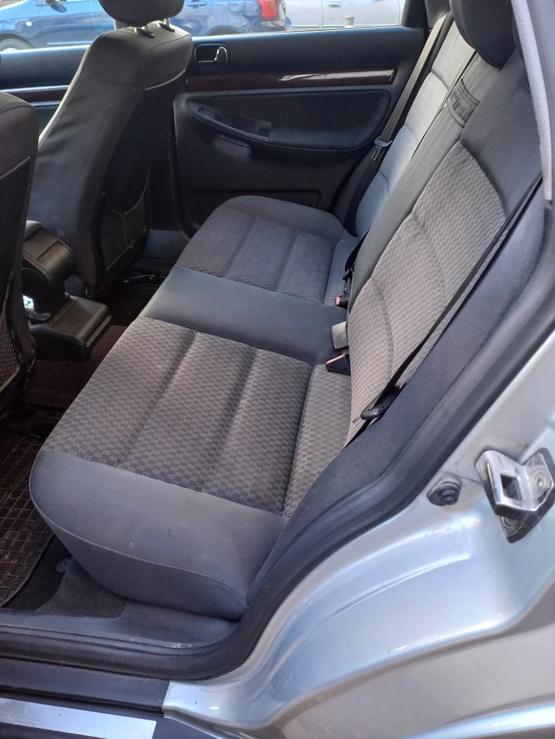 Audi A4 1.9 TDI, снимка 4 - Автомобили и джипове - 52983494