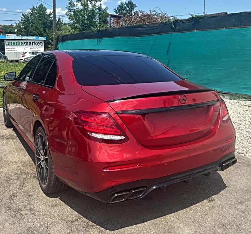 Mercedes-Benz E 350 ОЧАКВАН ВНОС Mercedes E350d * AMG OPTIC* * MULTIBE, снимка 2 - Автомобили и джипове - 53220729