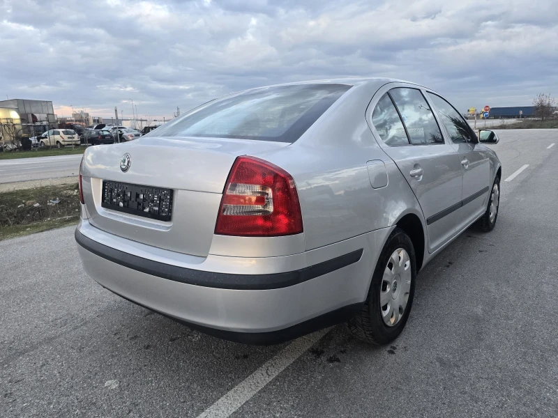 Skoda Octavia 1.9Tdi Климатроник, снимка 4 - Автомобили и джипове - 53574759