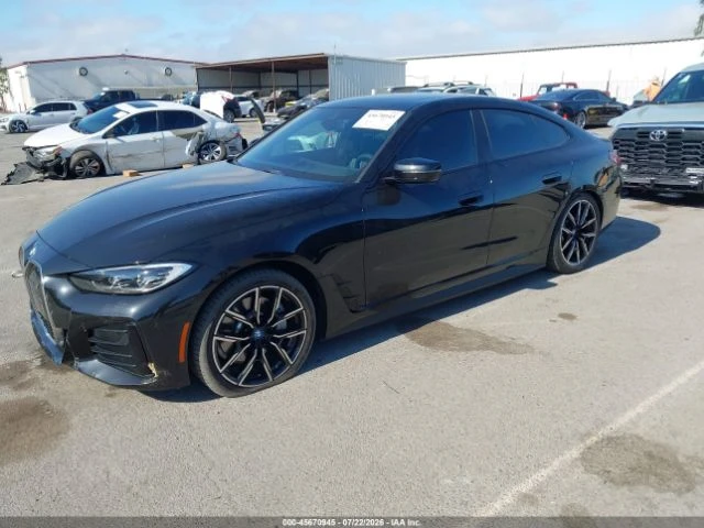 BMW i4 eDrive40* КОЖА* ПОДГРЕВ* HARMAN KARDON* PANO* , снимка 2 - Автомобили и джипове - 55472807