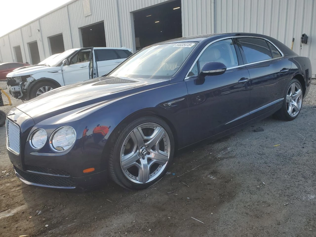 Bentley Flying Spur  - изображение 2
