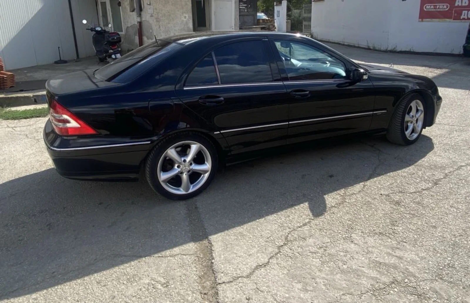 Mercedes-Benz C 350 3.5 - изображение 4