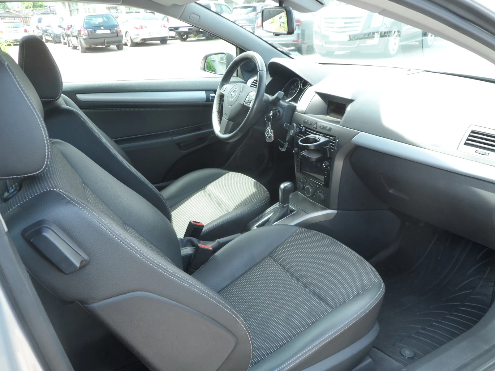 Opel Astra gtc - изображение 6