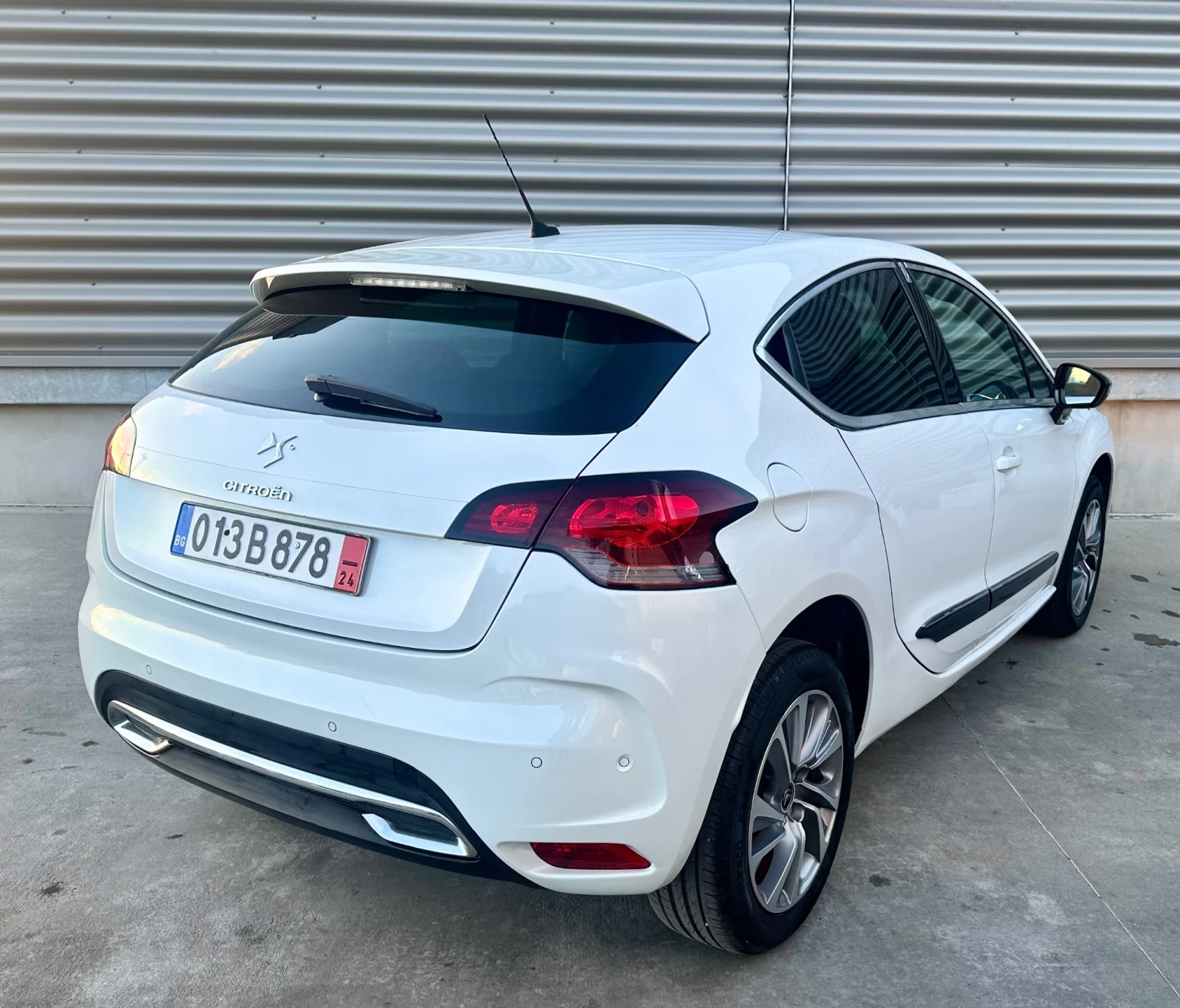 Citroen DS4 Уникат (155хил км)automatic  - изображение 3