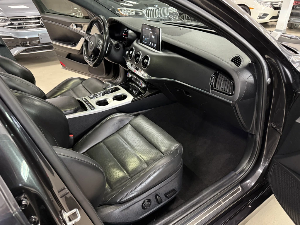 Kia Stinger GT 3.3 AWD Limited | Mobile.bg   13