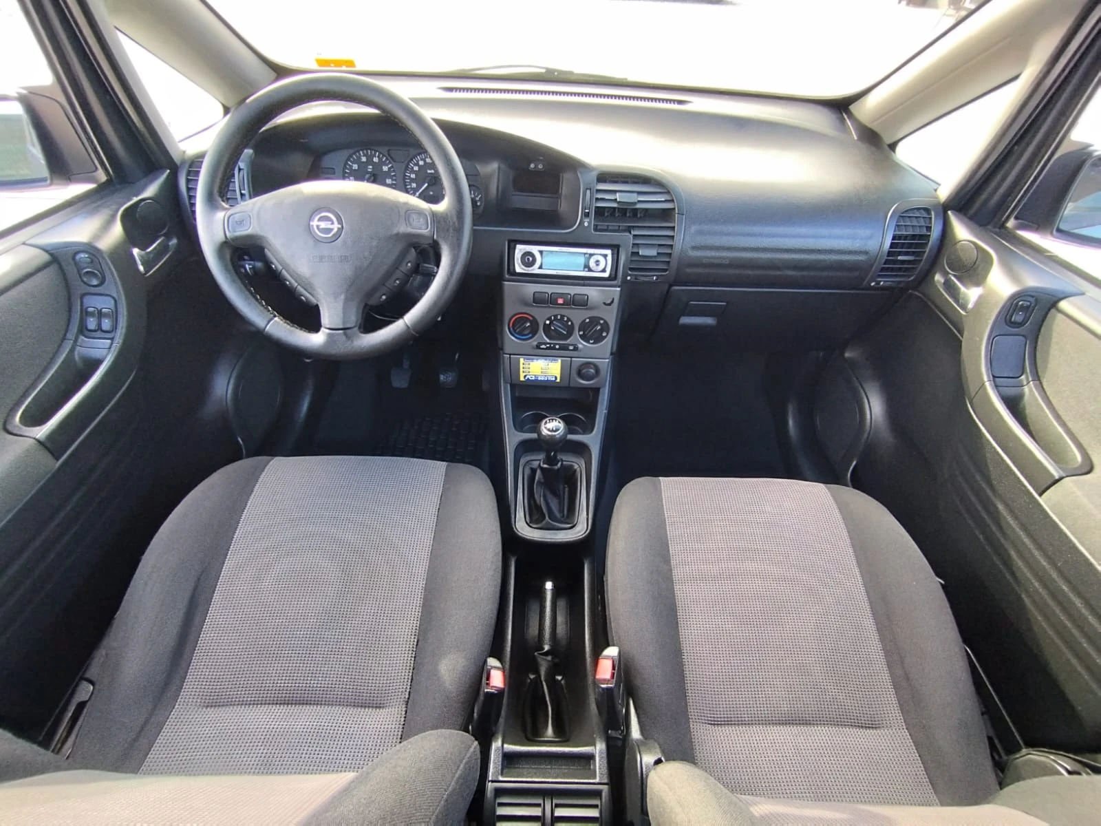 Opel Zafira 1.6 i - изображение 7