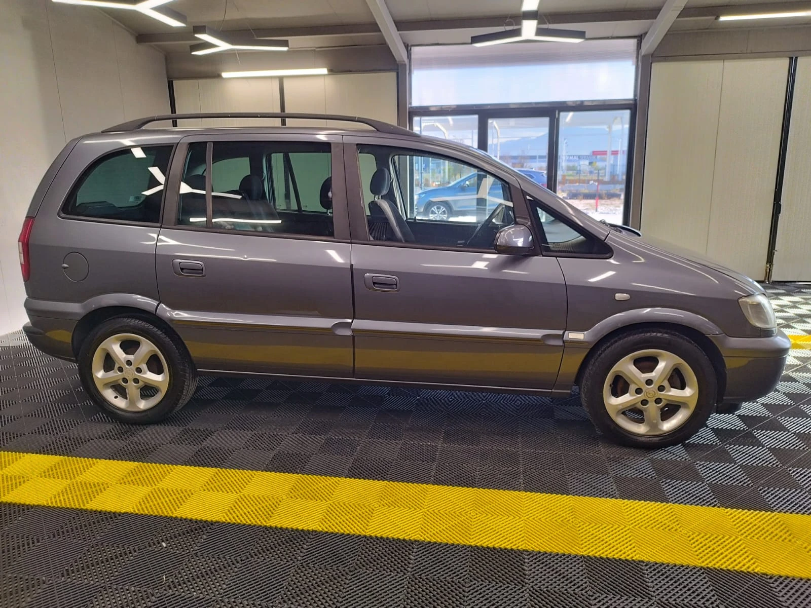 Opel Zafira 1.6 i - изображение 5