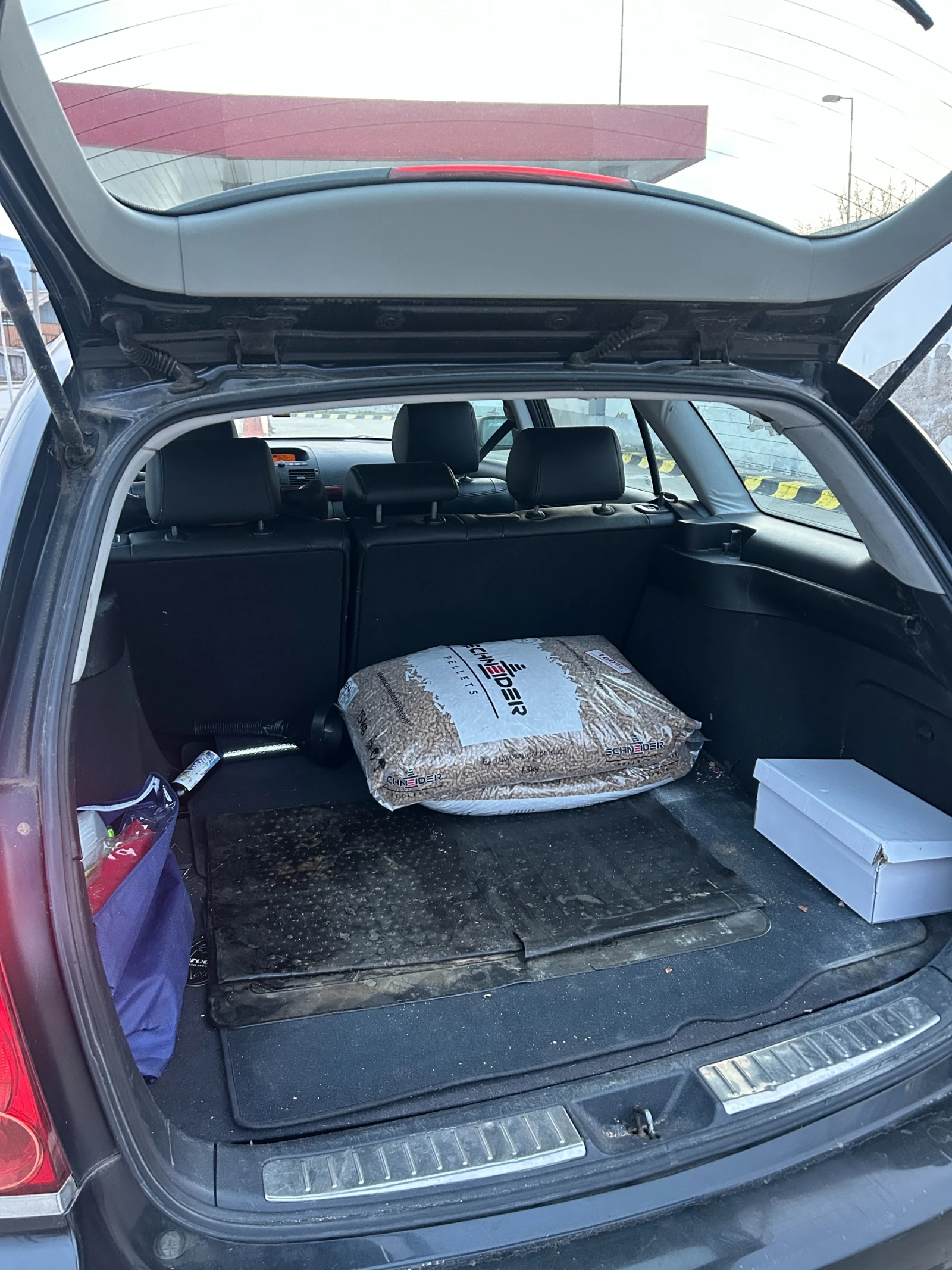 Toyota Avensis 2.0 D4 | Mobile.bg � ����������� 10